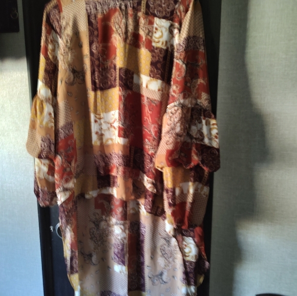 Blouse - Picture 3 of 3